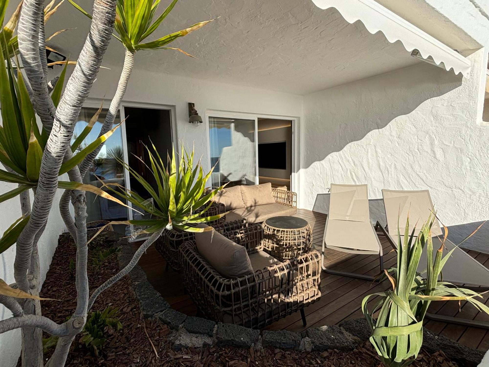 Costa Teguise Luxury First Line Apartment Εξωτερικό φωτογραφία